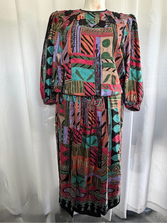Diane Freis Dresses & Skirts - Vintage Diane Freis Original 100% Silk Abstract Print 2 Piece Skirt Set Size M